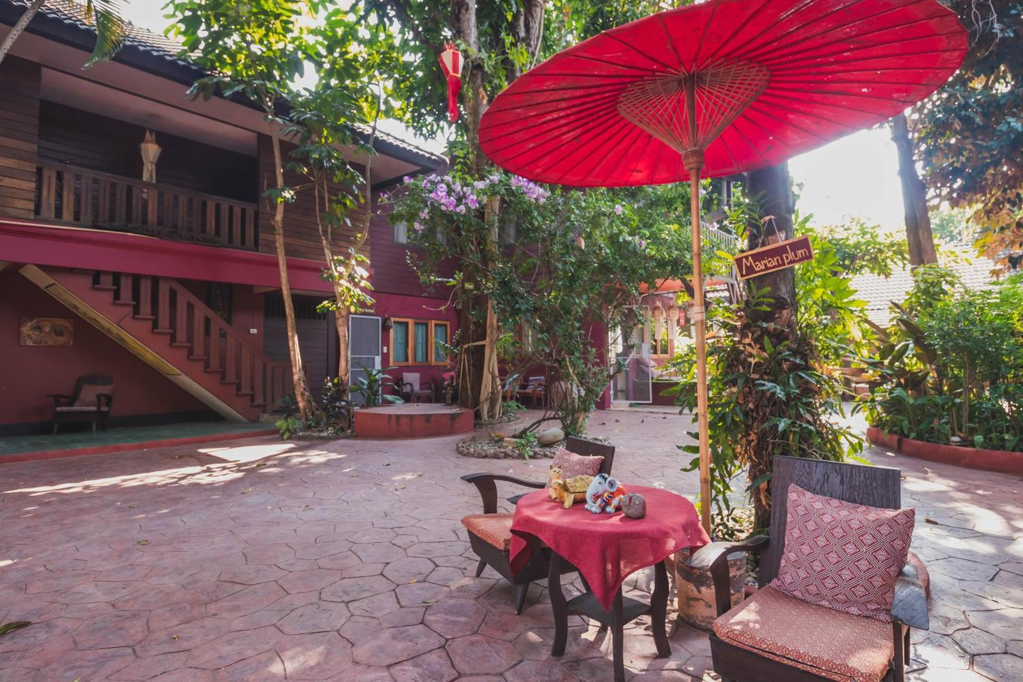 Joy'S House & Tour Bed & Breakfast Чиангмай Екстериор снимка