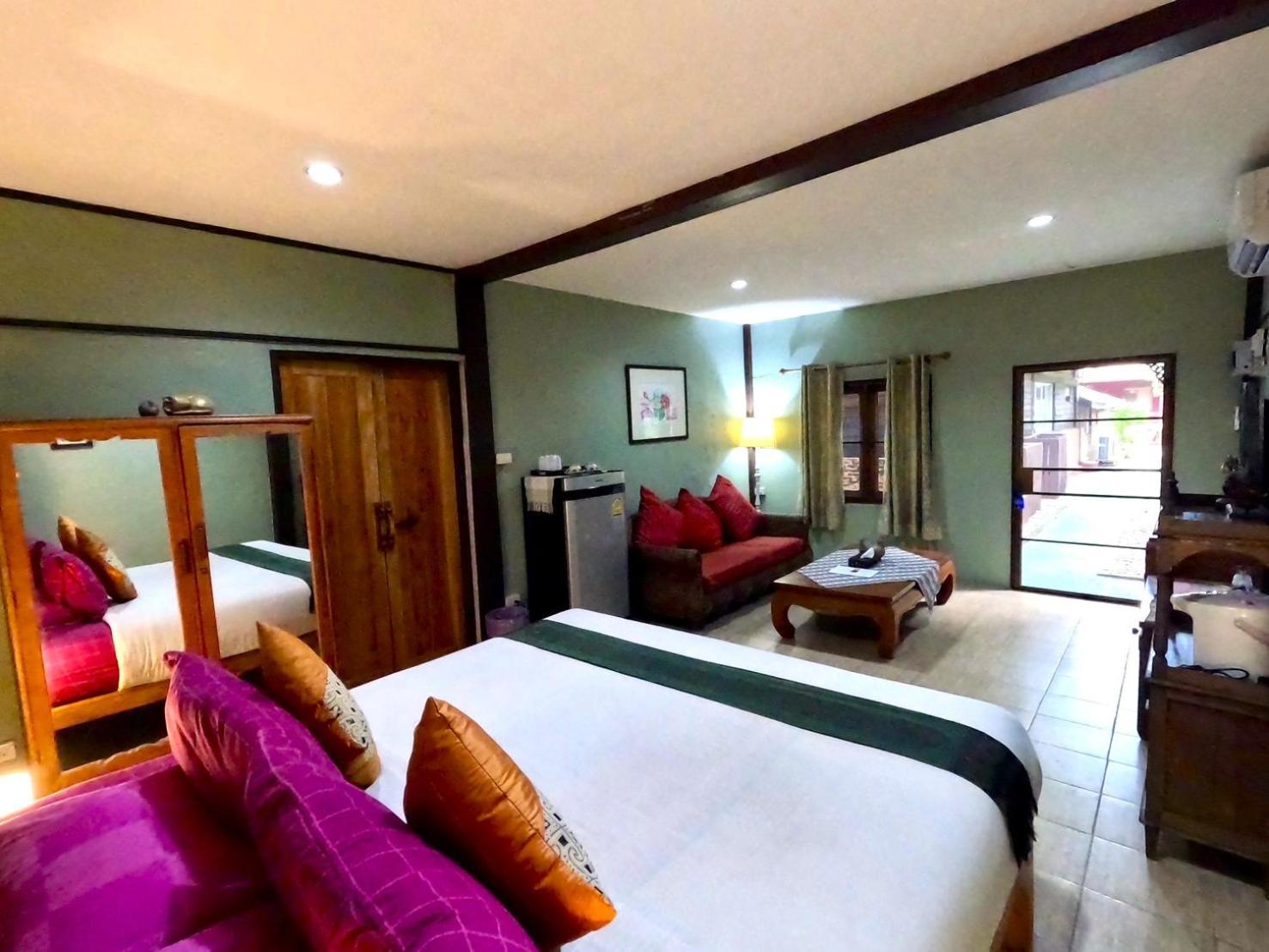 Joy'S House & Tour Bed & Breakfast Чиангмай Екстериор снимка