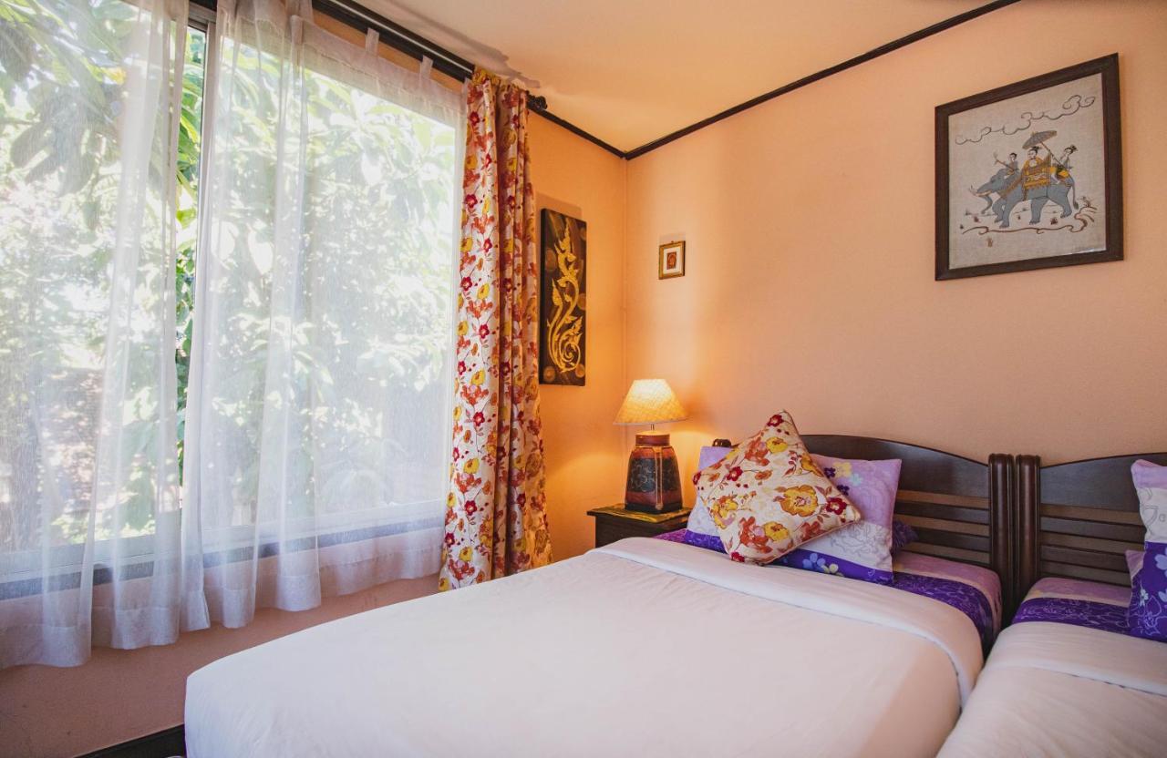 Joy'S House & Tour Bed & Breakfast Чиангмай Екстериор снимка