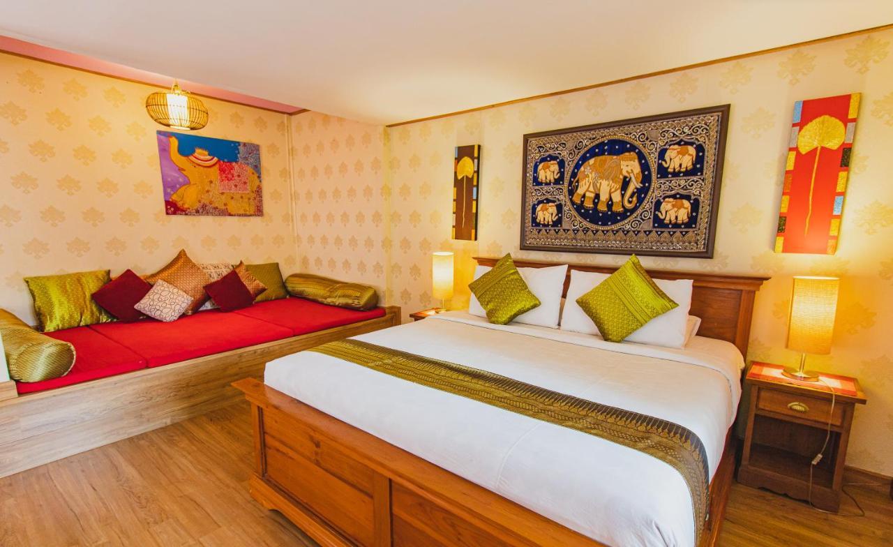 Joy'S House & Tour Bed & Breakfast Чиангмай Екстериор снимка